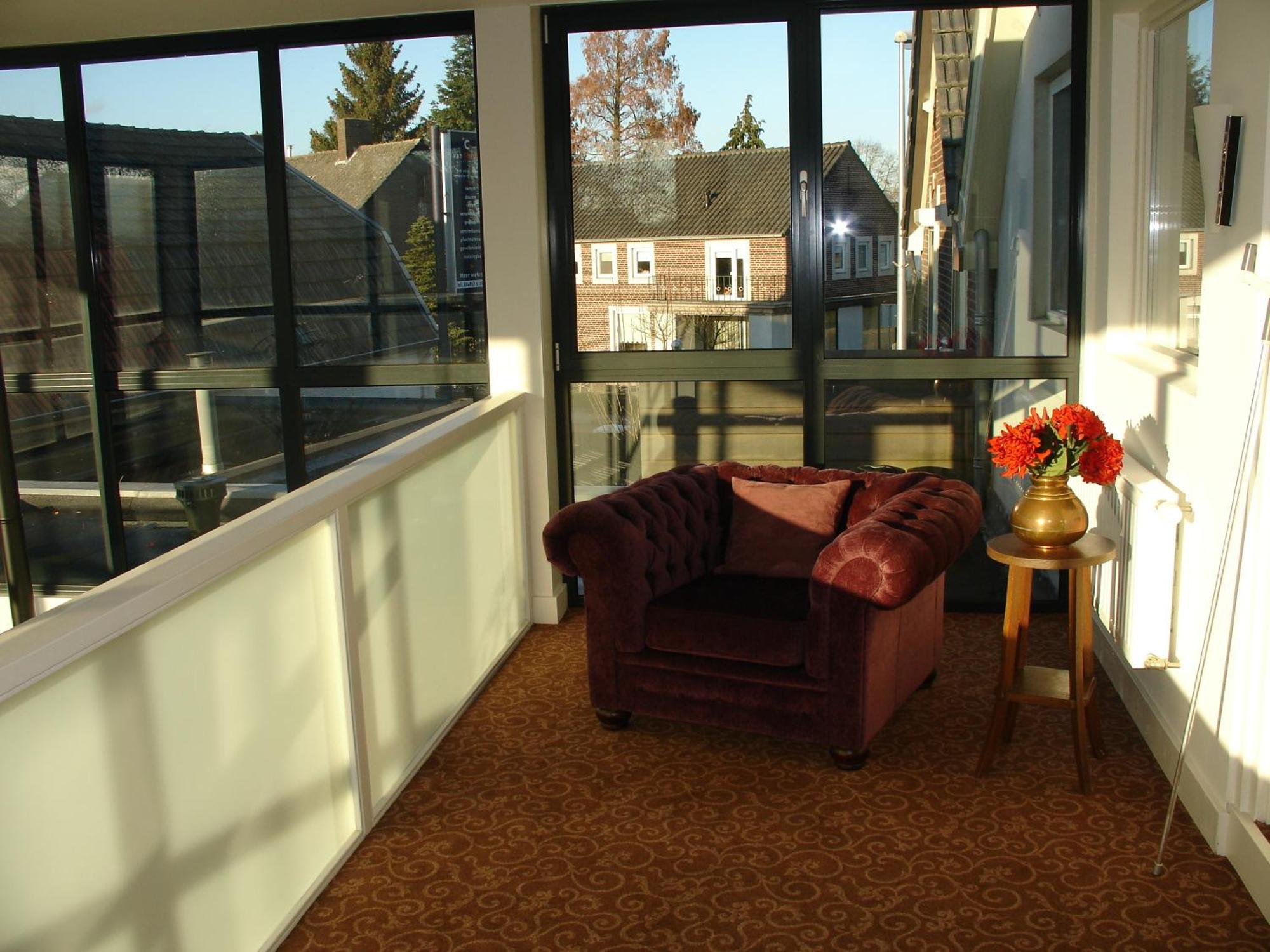 Hotel De Reiziger Ottersum Bagian luar foto