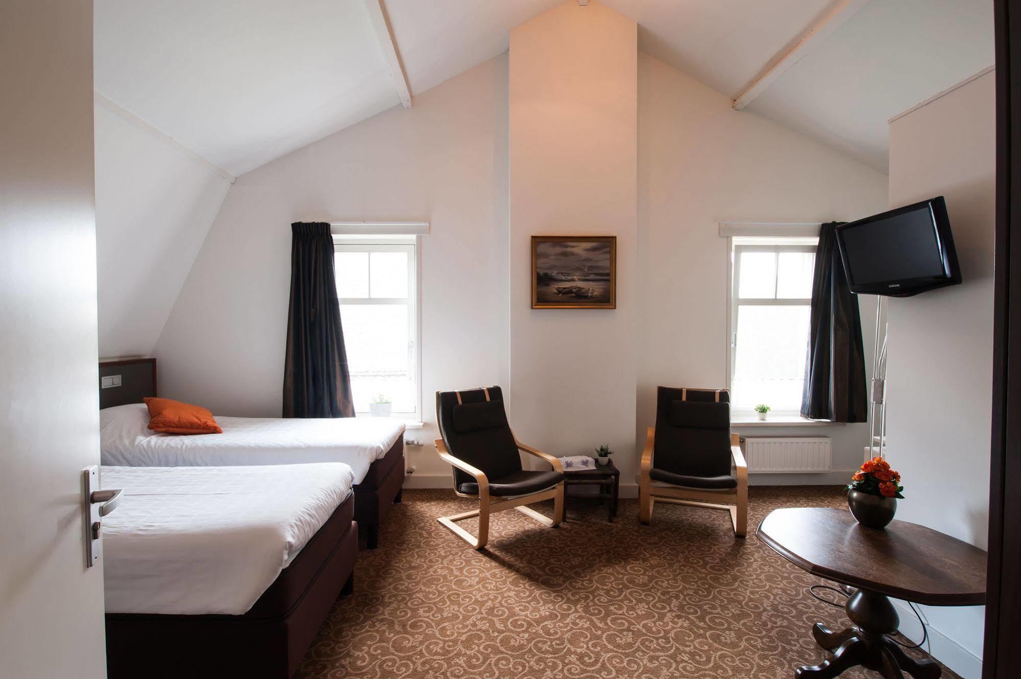 Hotel De Reiziger Ottersum Bagian luar foto